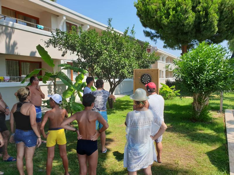 Aska Costa Holiday Club Side Exterior foto